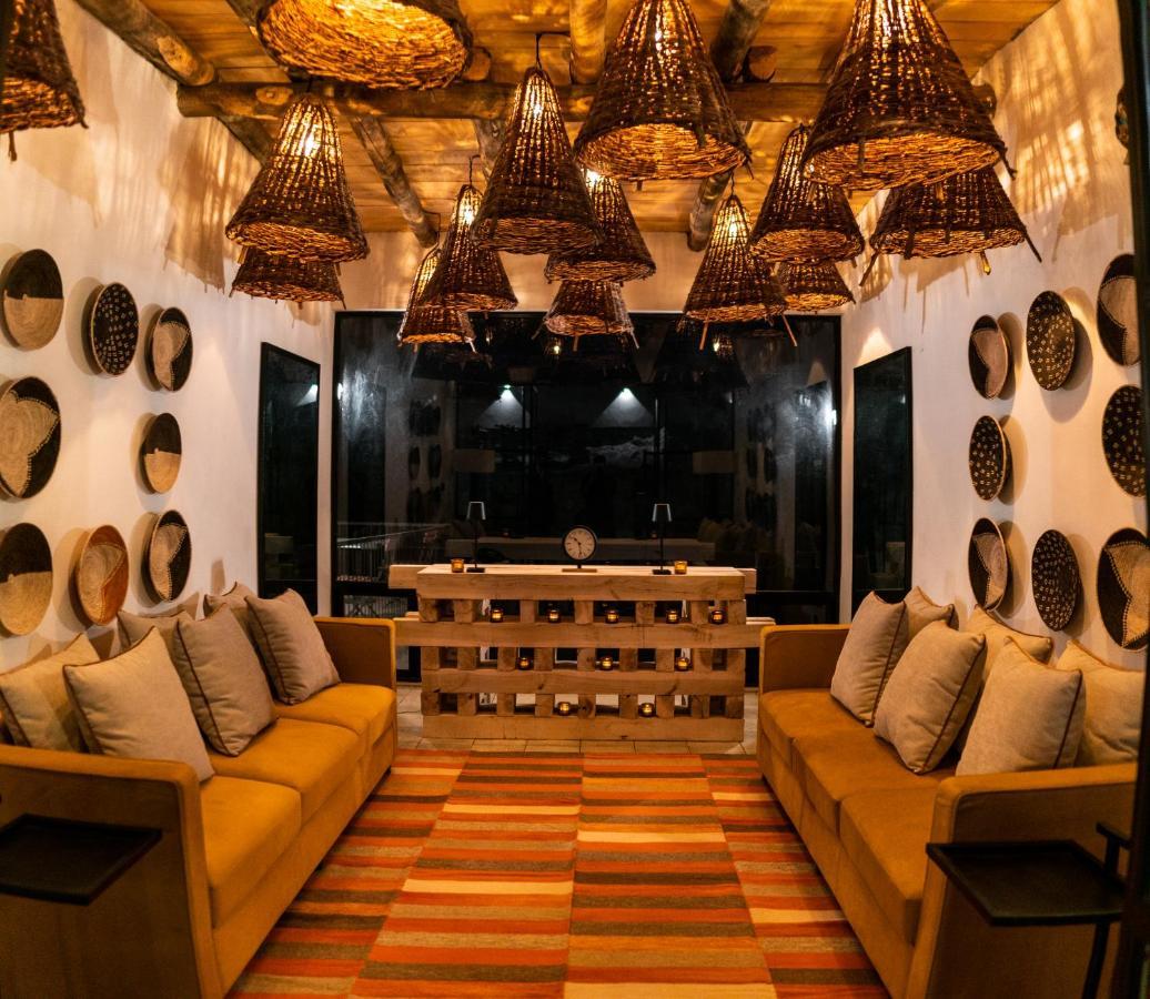 Broq Hotel Skardu Ngoại thất bức ảnh