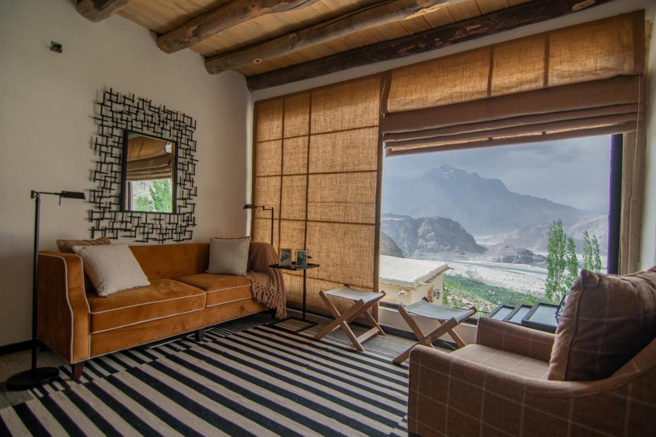 Broq Hotel Skardu Ngoại thất bức ảnh